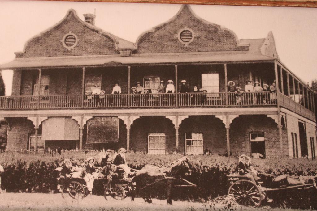 The Nottingham Road Hotel Exterior photo